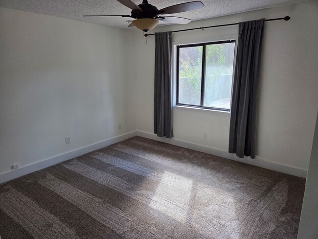 Building Photo - COMING IN SEPTEMBER! East Flagstaff Home w...