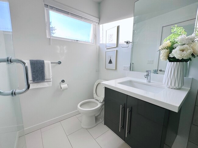 Building Photo - 1525 NW 60th St