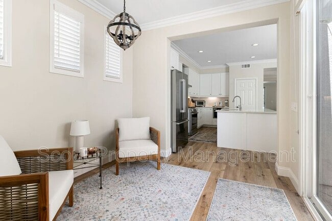 Building Photo - 40149 Balboa Dr