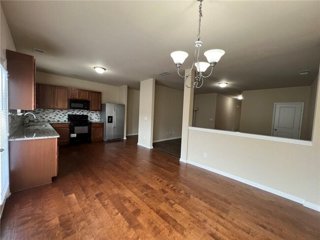 Building Photo - 3220 Blue Springs Trace