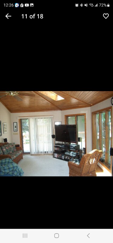 Building Photo - 730 Indianwood Ct