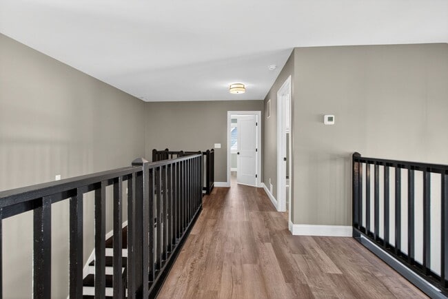 Building Photo - 18609 Broadfield Dr