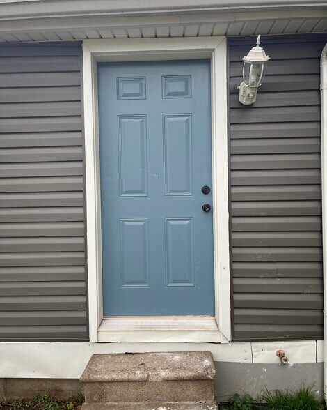 Back door leading into bedroom - 900 Elm St