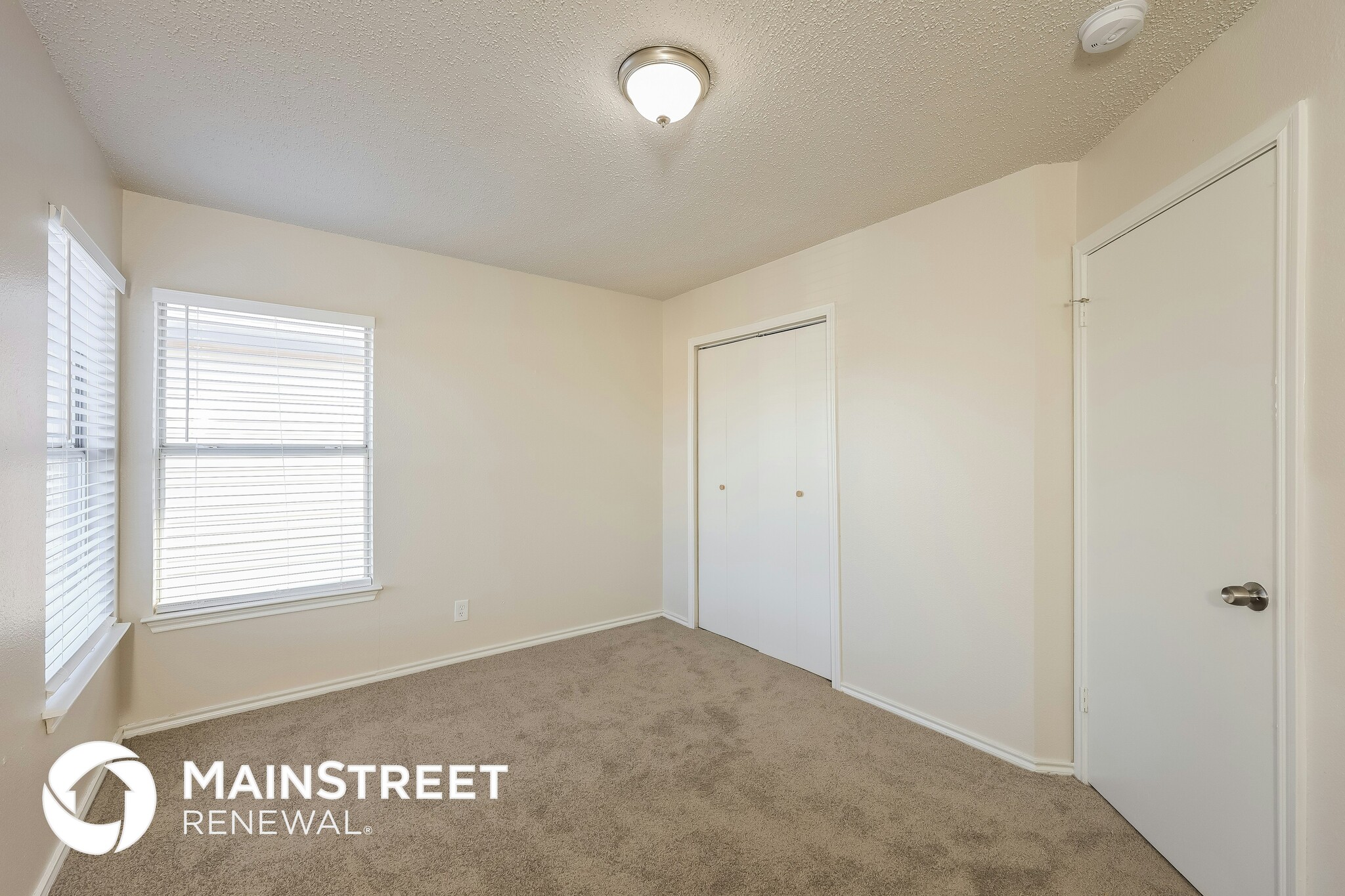 Building Photo - 8042 Chestnut Ash Dr
