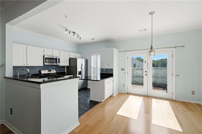 Building Photo - 1130 Kilmington Ct