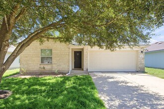 Building Photo - Charming 3 bedroom Home in Hutto!
