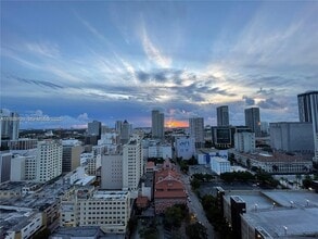 Building Photo - 133 NE 2nd Ave