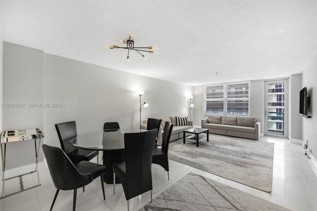 Building Photo - 9511 Collins Ave