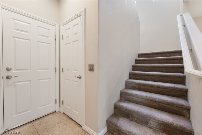 Building Photo - 9526 Vega Carpio Ave