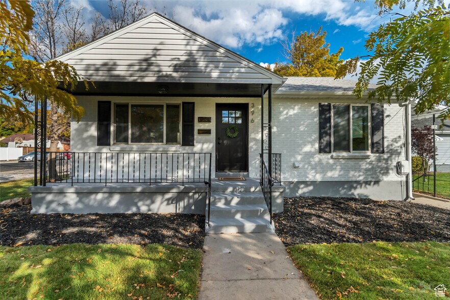 Primary Photo - 396 N 100 E