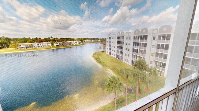 Building Photo - 10730 NW 66th St