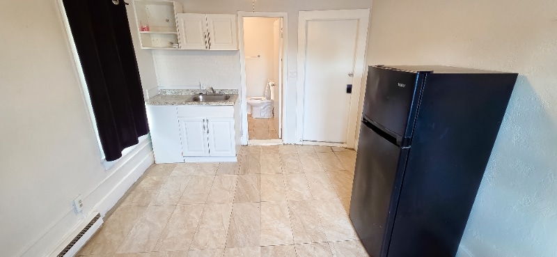 Building Photo - 306 Taylor Ave