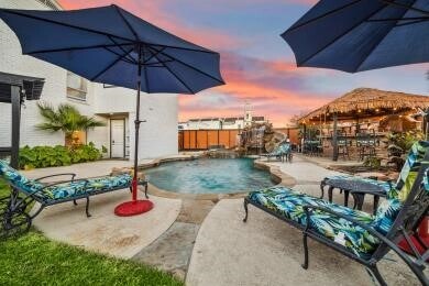 Building Photo - 3029 Bering Dr