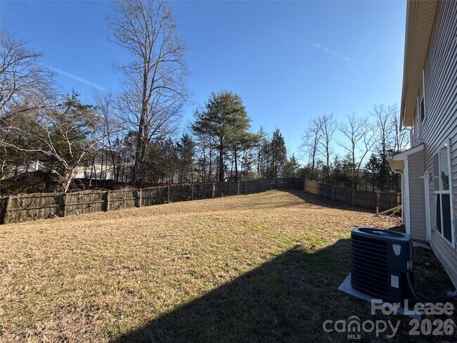 Building Photo - 13802 Plowdon Ct