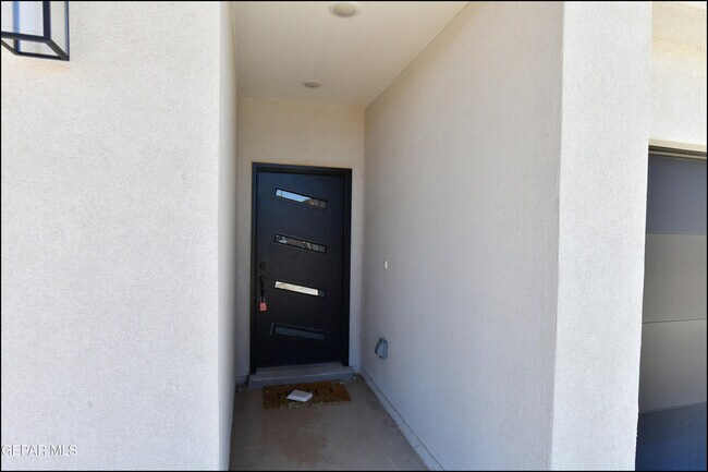 Building Photo - 7913 Mitzie Ram Pl