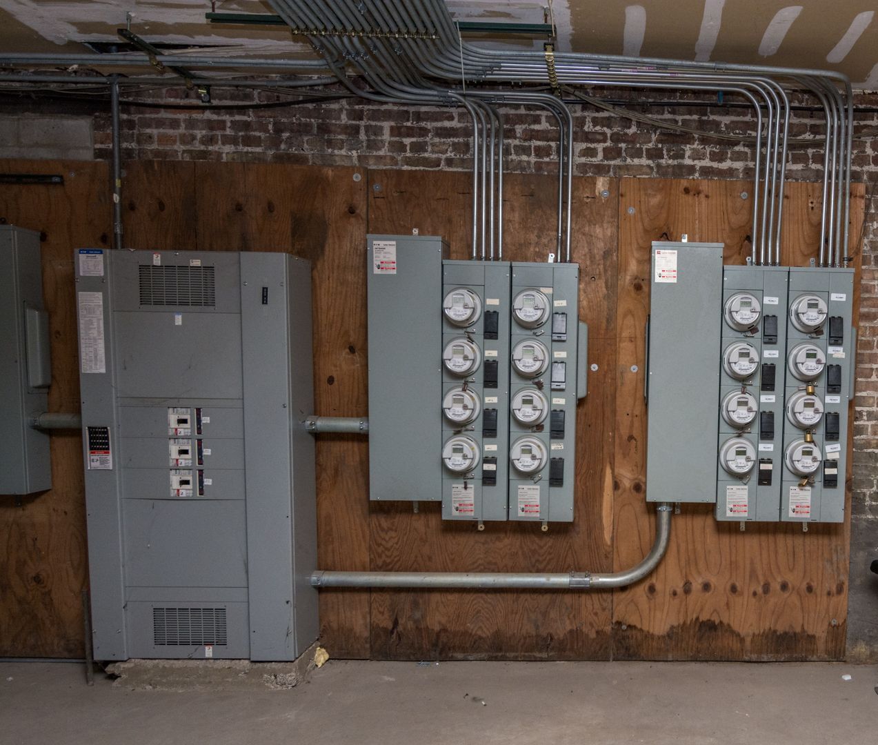 Building Photo - 118 N Kostner Ave