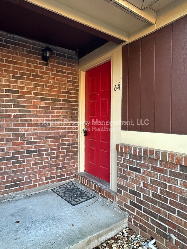 Building Photo - 64 Country Pl Ct