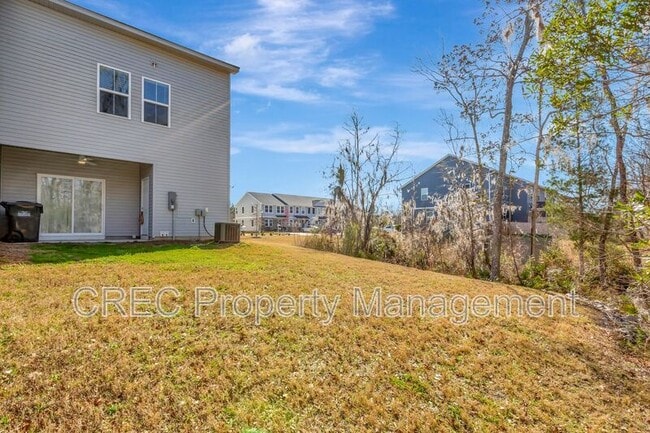 Building Photo - 7811 Park Gate Dr