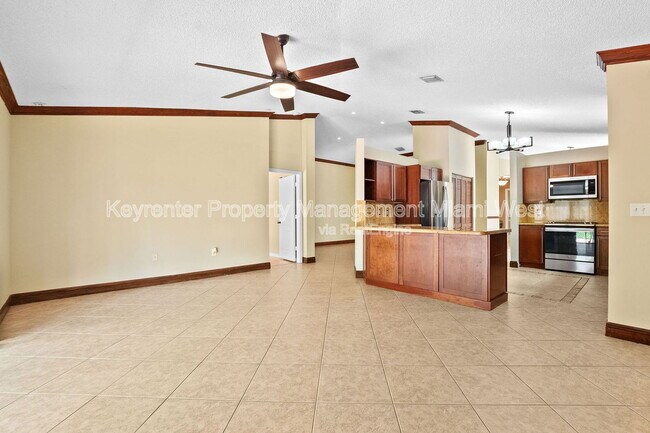 Building Photo - 15431 SW 140th St