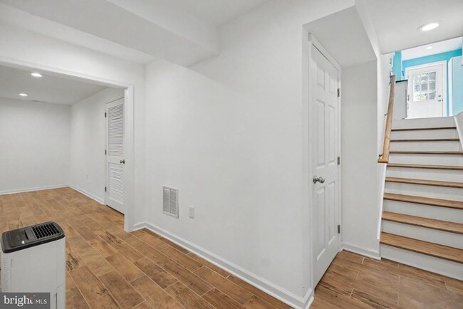 Building Photo - 2113 Sheriff Ct