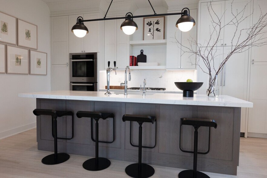 Building Photo - 19 Weeds Landing