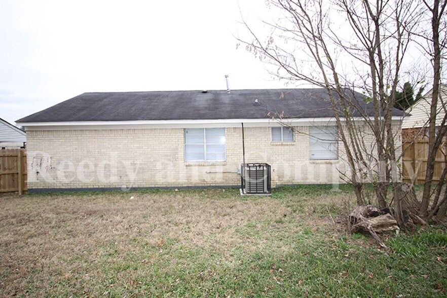 Building Photo - 66 W Paxton Ln