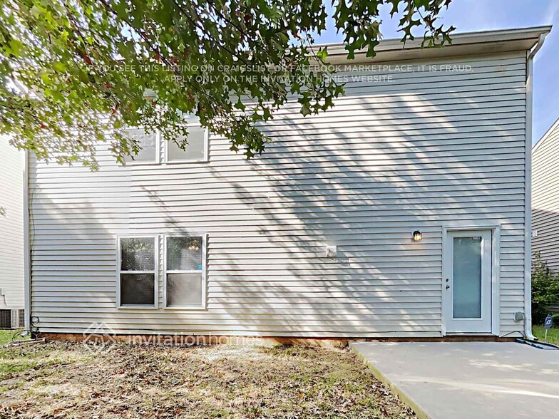Building Photo - 737 Sinclair Dr