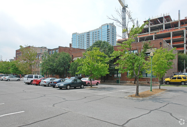 Building Photo - Market Street Apartments