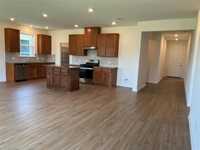 Building Photo - 2504 Wesley Ave