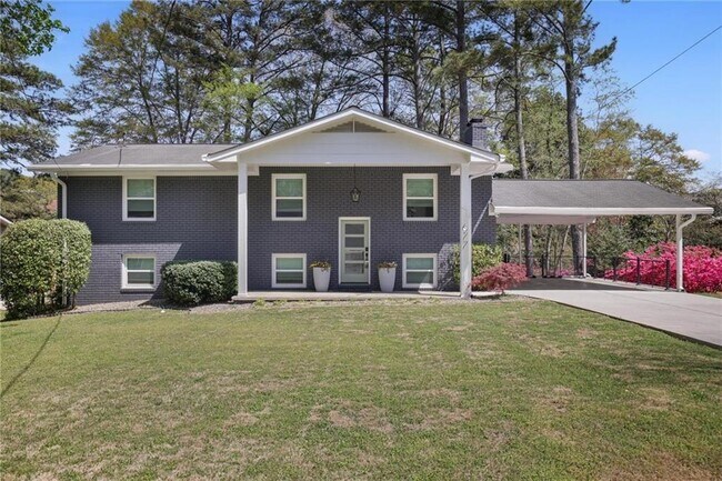 Building Photo - 677 Hillandale Cir