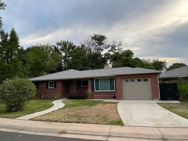 Primary Photo - STUNNING Four Bedroom Ranch in Denver, CO-...