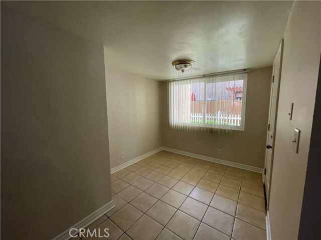 Building Photo - 1408 Huntington St