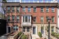Building Photo - 10326 Grosvenor Pl
