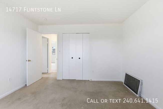 Building Photo - 14717 Flintstone Ln