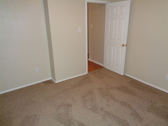 Building Photo - 5820 Vista Glen Ln