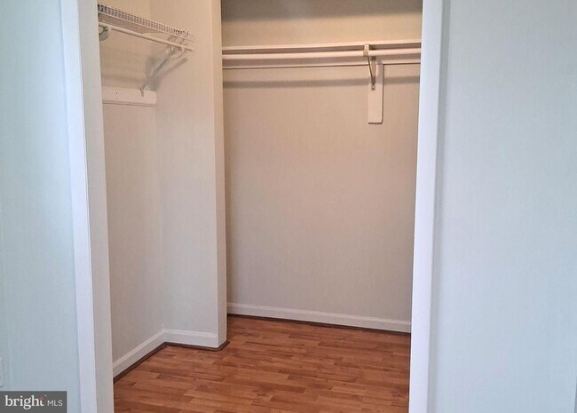 Building Photo - 14362 Southgate Ct