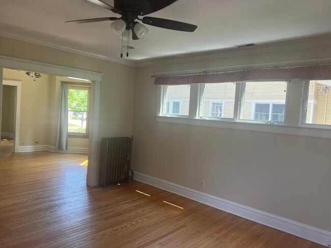Building Photo - 918 N Dunton Ave