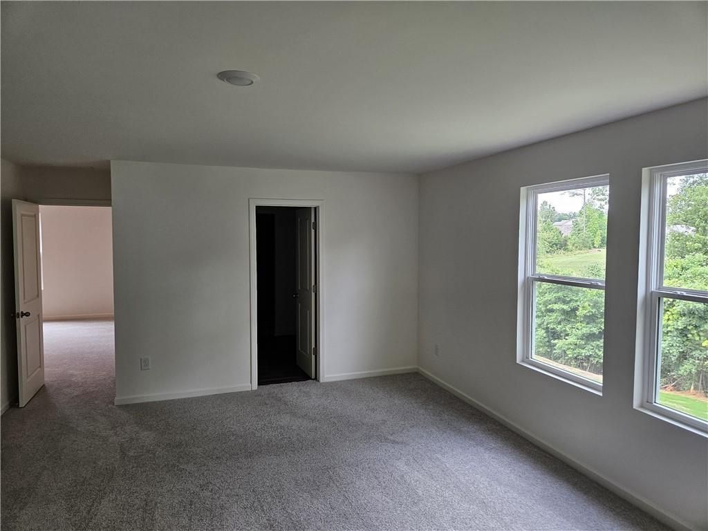 Building Photo - 326 Silverton Dr