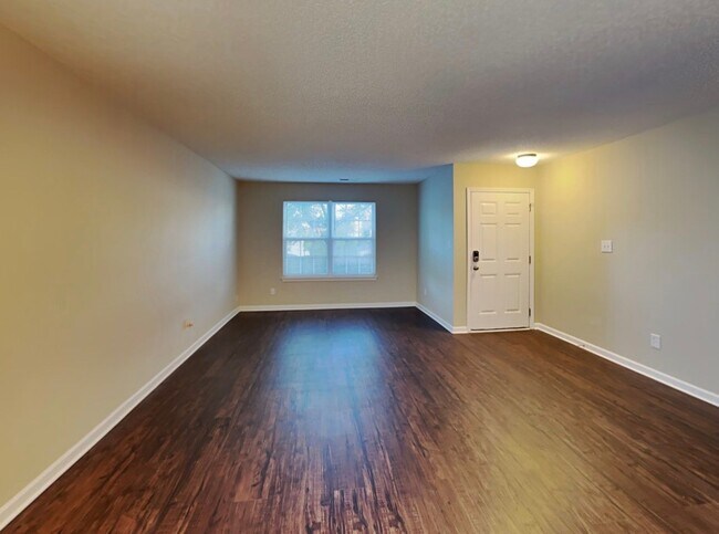 Building Photo - 4407 Staffordshire Ln