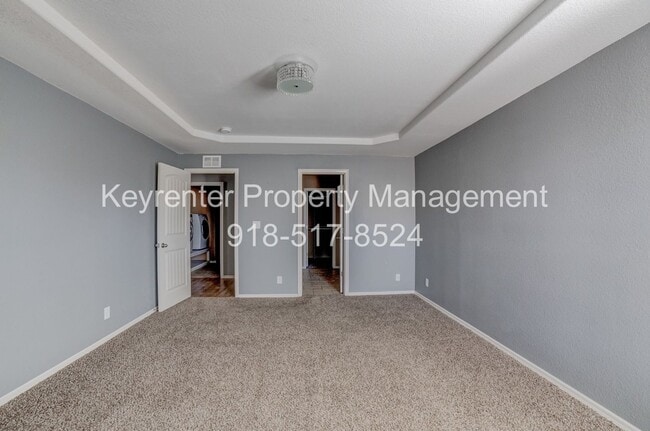 Building Photo - 3 Bed | 2 Bath in Owasso!