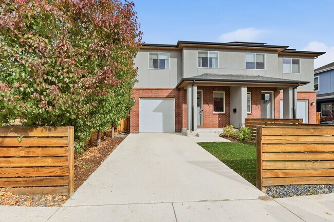 Primary Photo - 1497 W 44th Ave