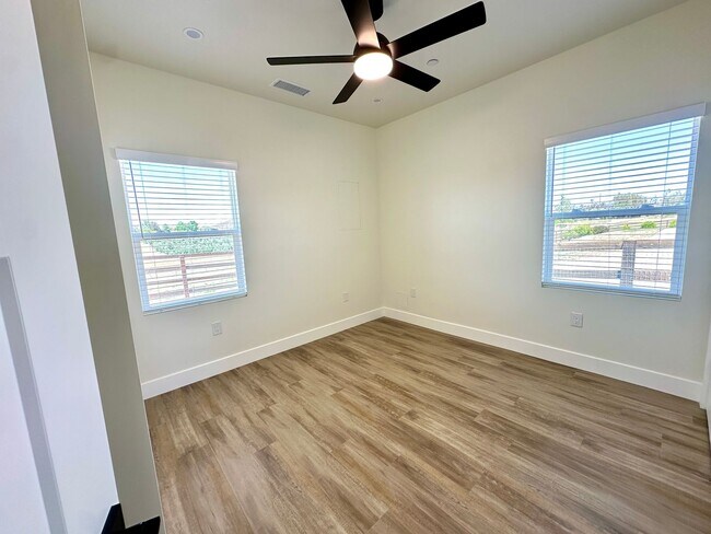 Building Photo - LUXE NEW BUILD ON PROPERTY IN MENIFEE!