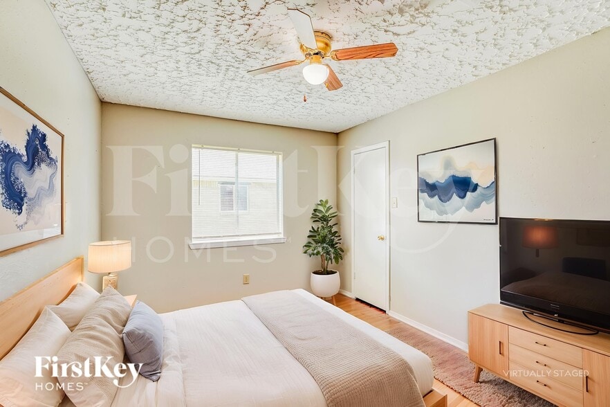Building Photo - 15706 Tammany Ln