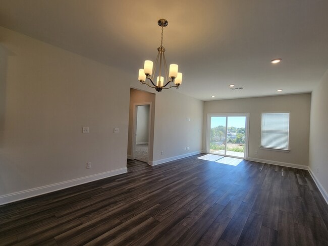 Building Photo - 4316 Skyridge Dr