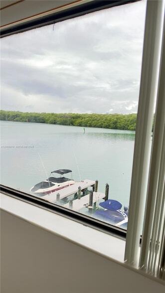 Building Photo - 456 Poinciana Island Dr