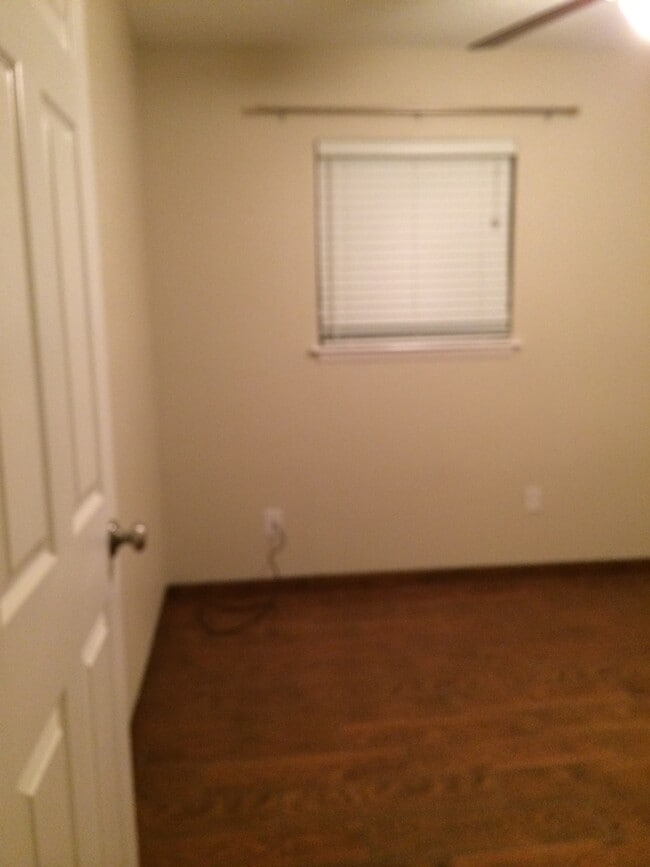 Building Photo - 6733 NW Compass Dr