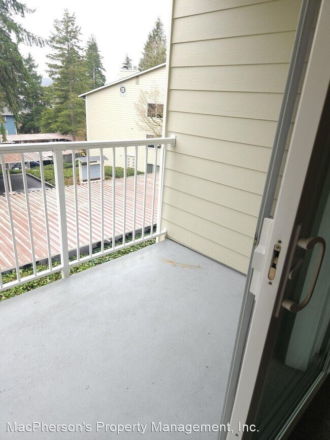 Building Photo - 2 br, 1 bath House - 9484 Redmond-Woodinvi...