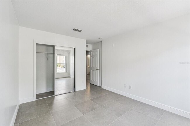 Building Photo - 8818 Grand Palms Cir