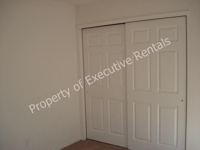 Building Photo - 4604 Pyramid Peak Dr