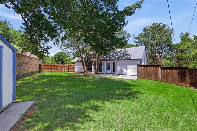 Building Photo - 102 Pinyon Ln